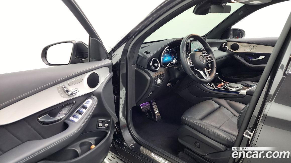 Mercedes-Benz GLC-Class 2022