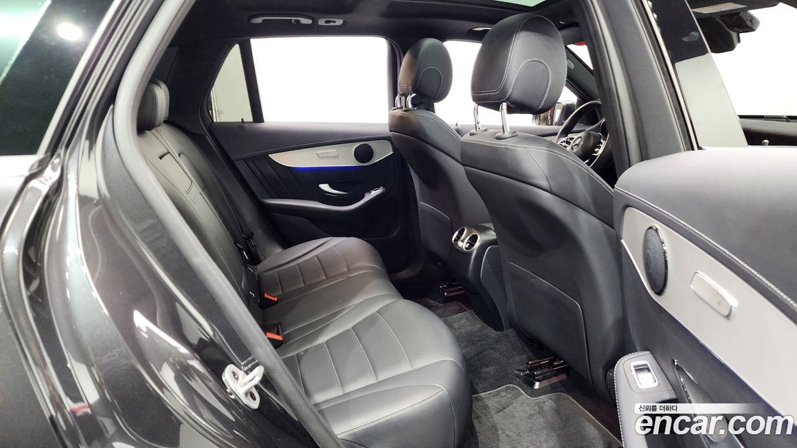 Mercedes-Benz GLC-Class 2022