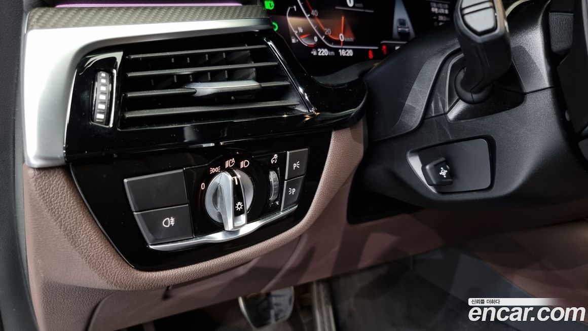 BMW Gran Turismo 2022