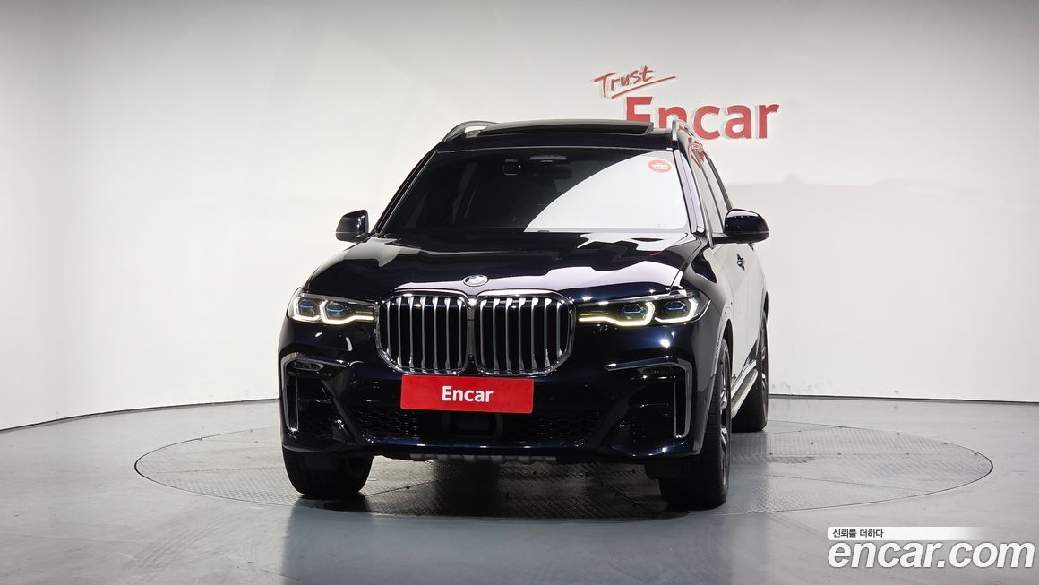 BMW X7 2022