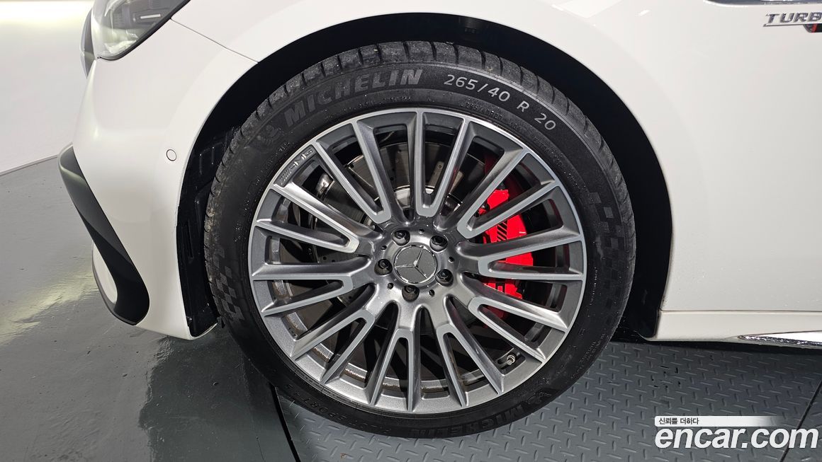 Mercedes-Benz E-Class 2025