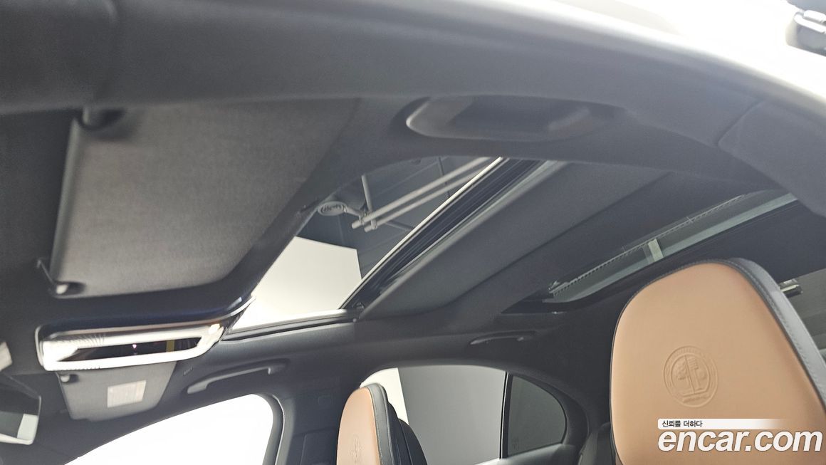 Mercedes-Benz E-Class 2025