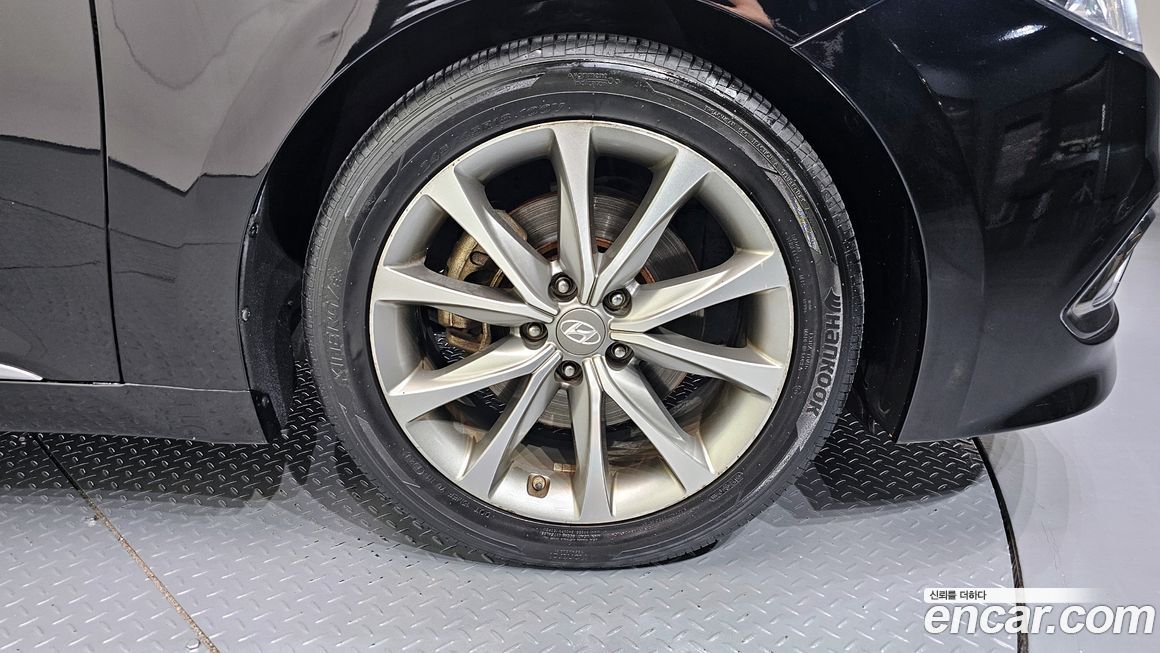 Hyundai Grandeur 2016