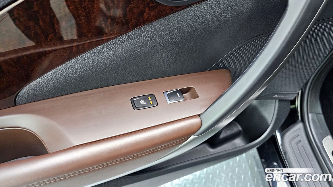 Hyundai Grandeur 2016