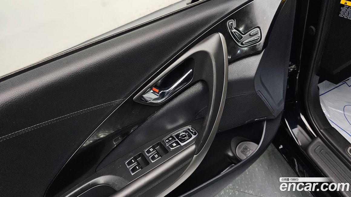 Hyundai Grandeur 2015