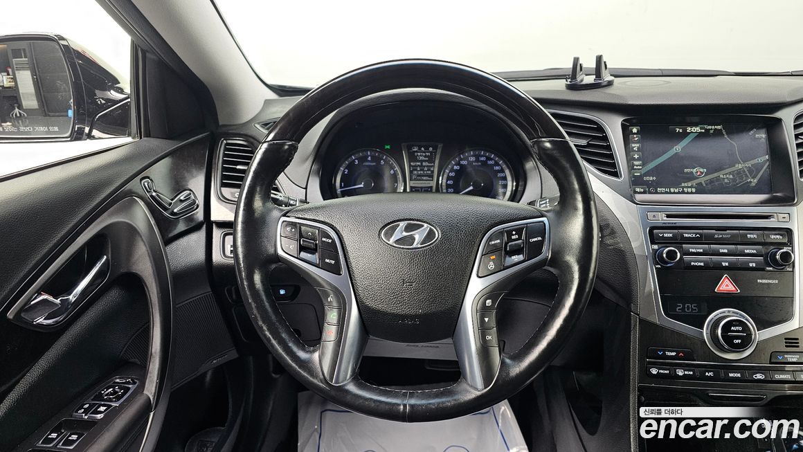 Hyundai Grandeur 2015