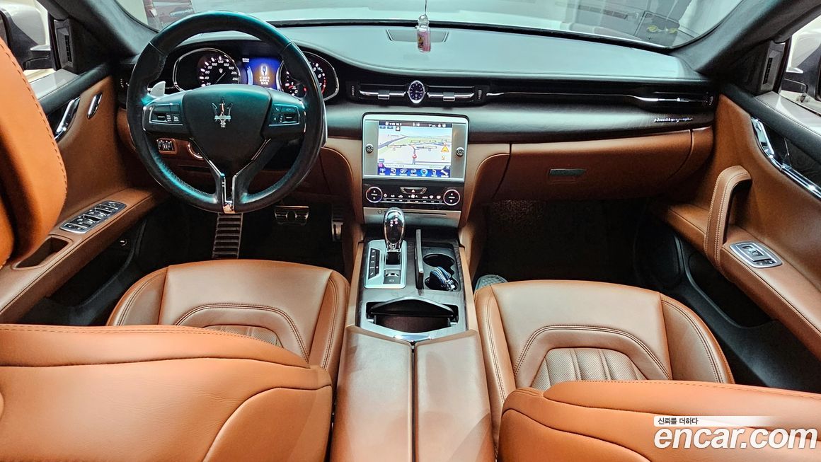 Maserati Quattroporte 2016