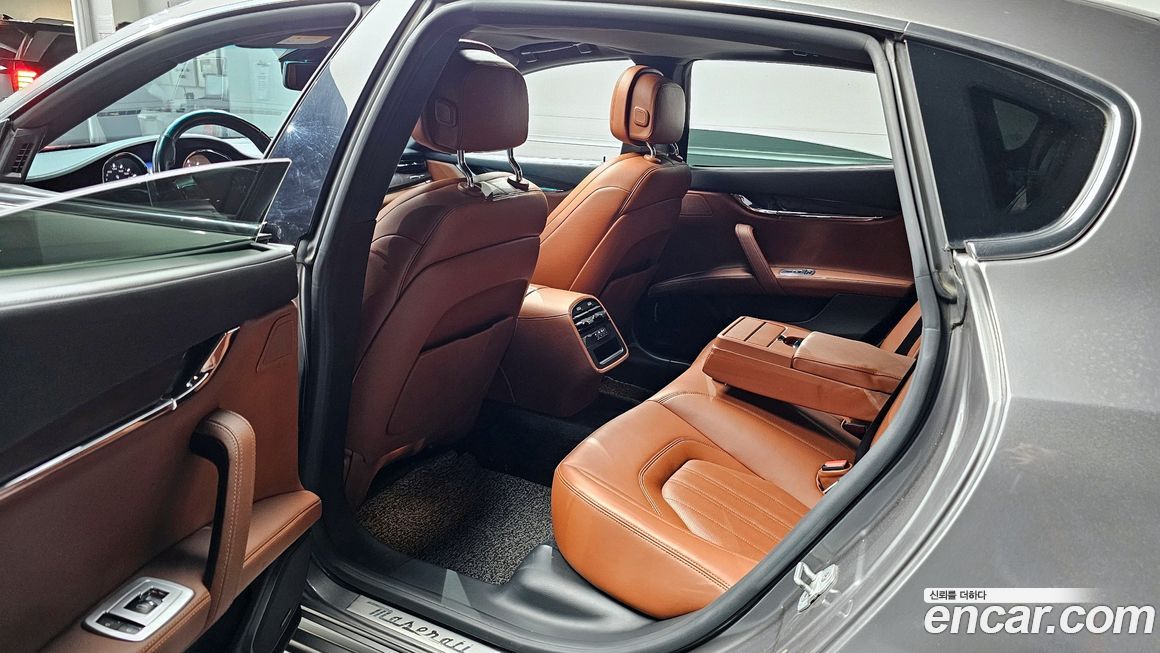 Maserati Quattroporte 2016