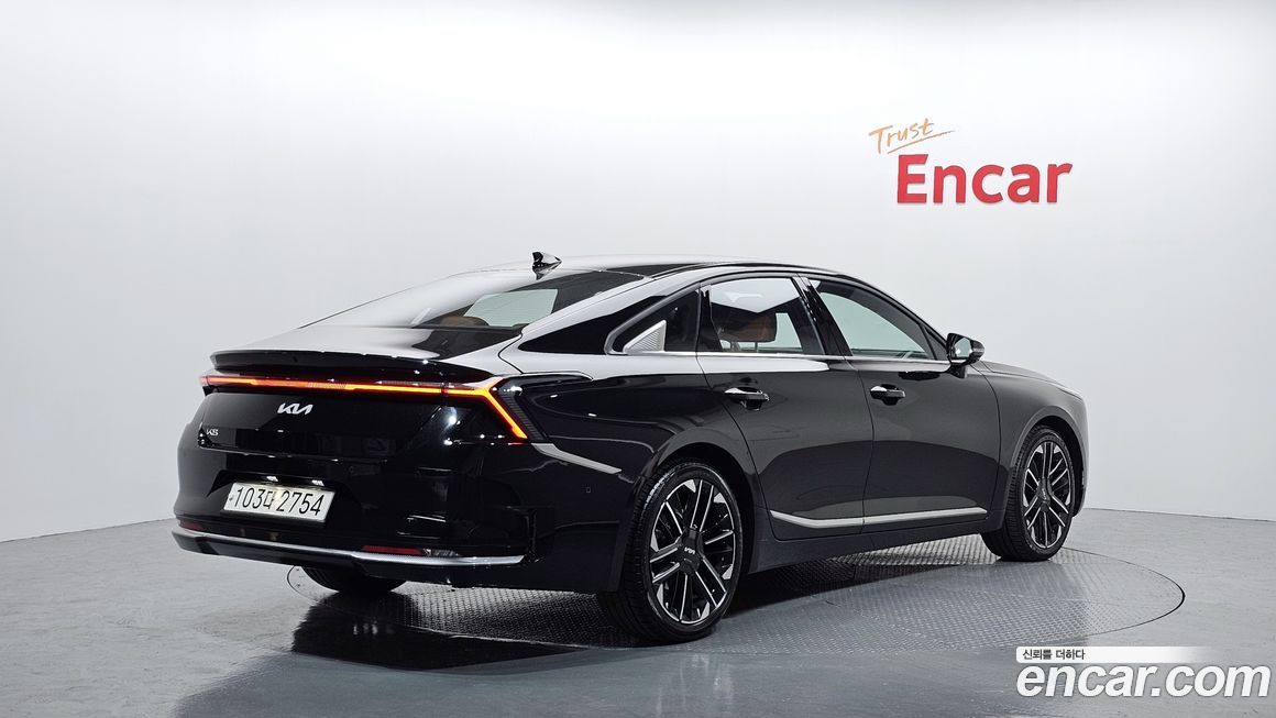 Kia K8 2025