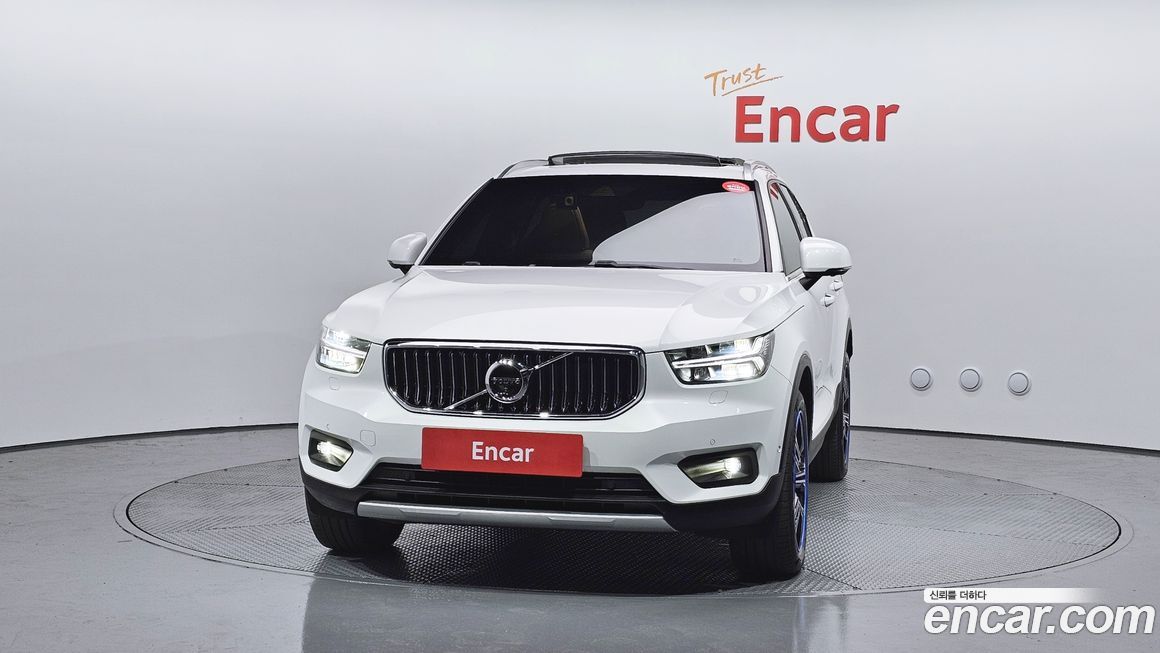 Volvo XC40 2021