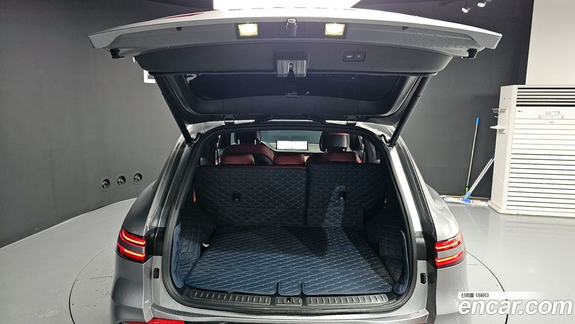 Genesis GV70 2024