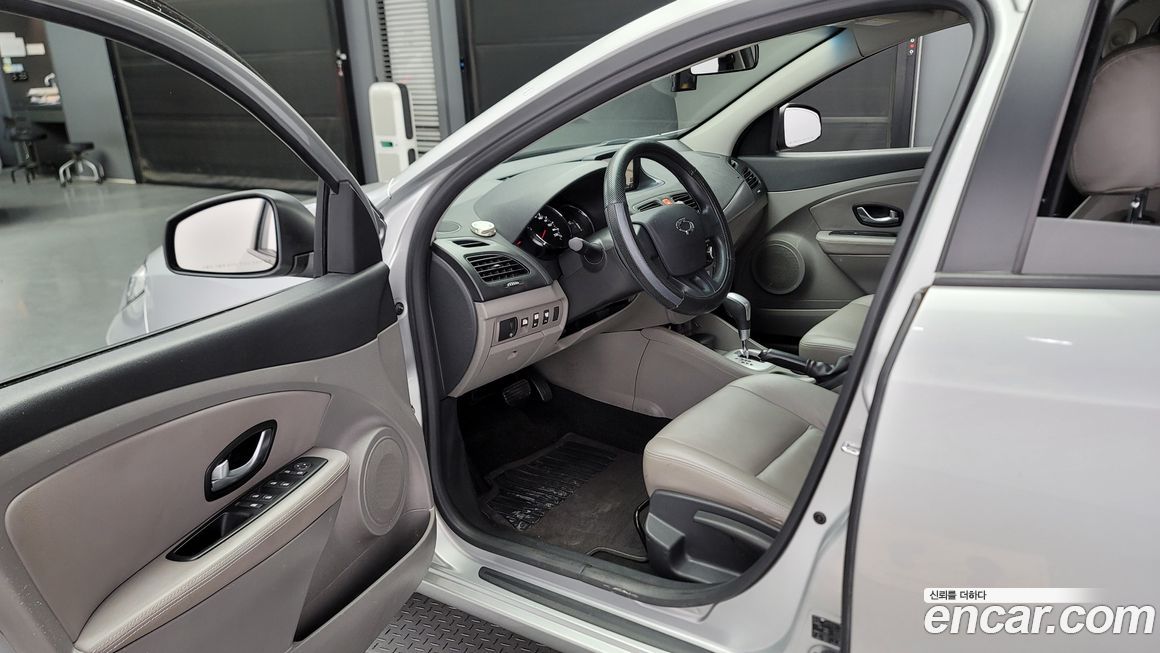 Renault-KoreaSamsung SM3 2010