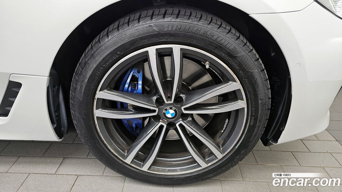 BMW Gran Turismo 2023