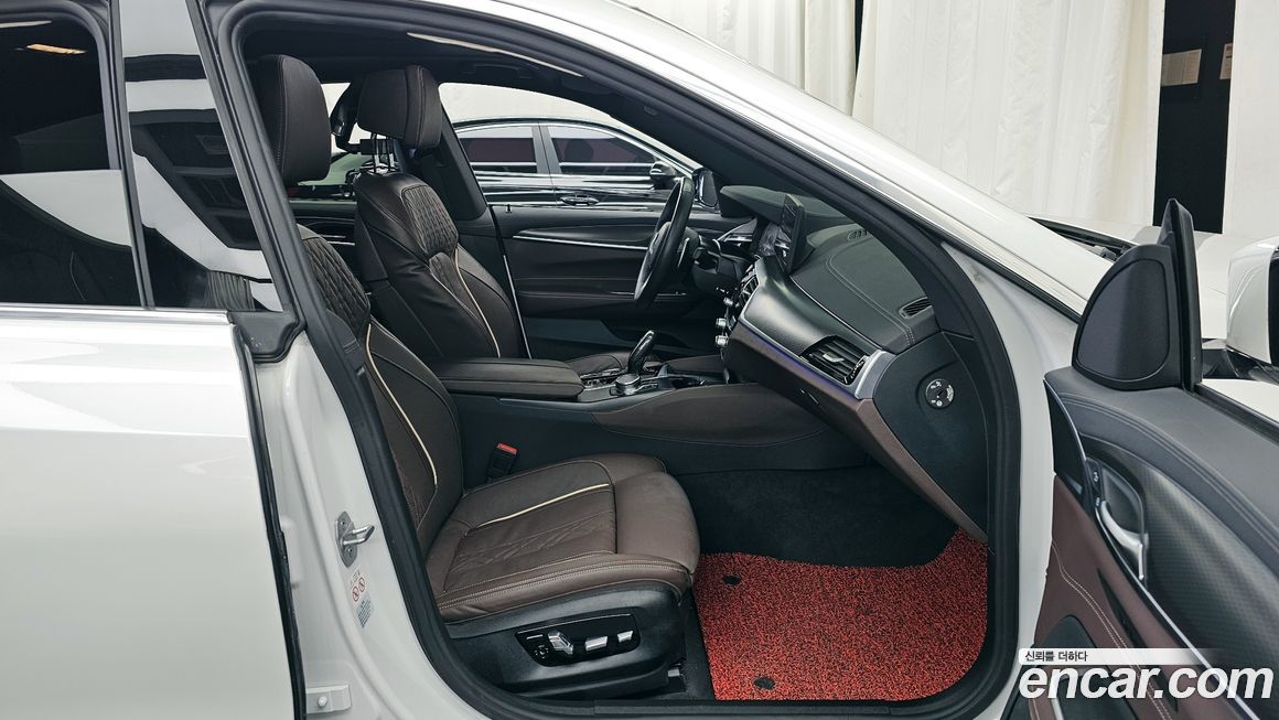 BMW Gran Turismo 2023