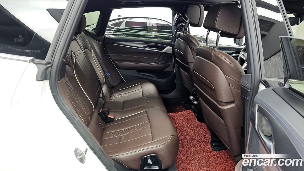 BMW Gran Turismo 2023