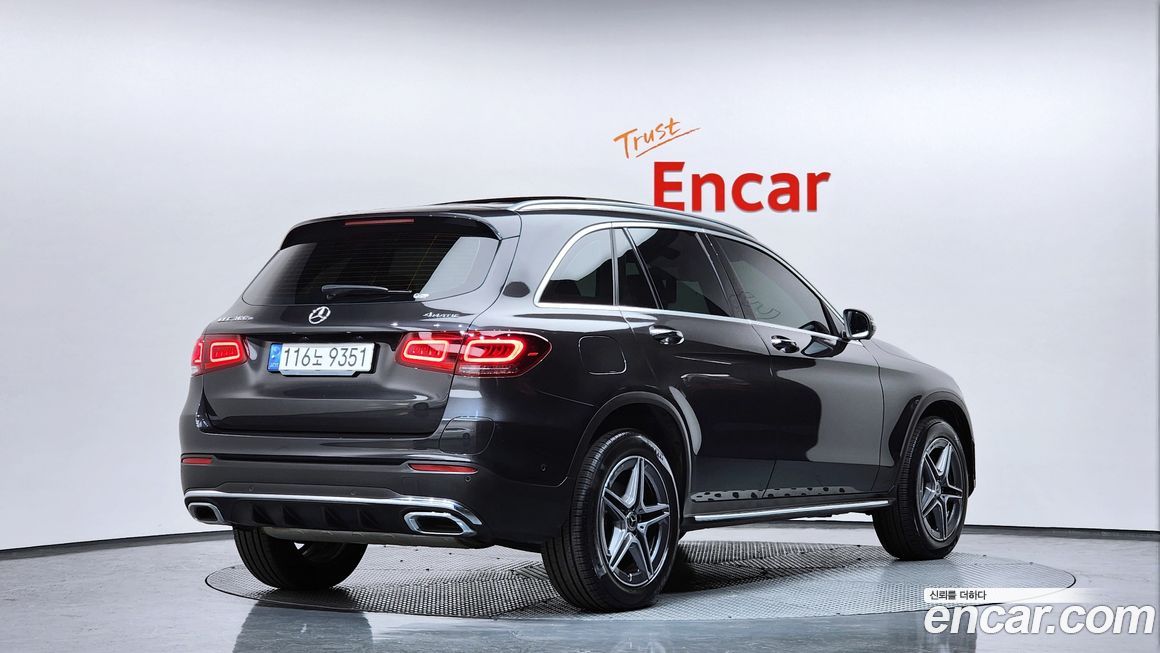 Mercedes-Benz GLC-Class 2022