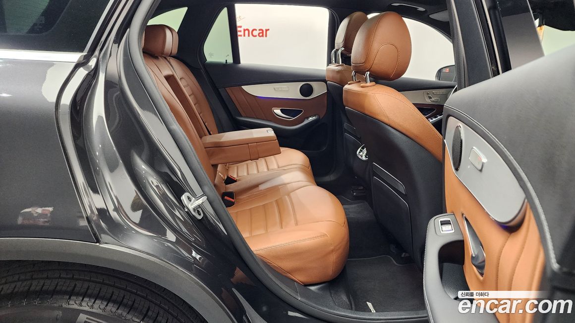 Mercedes-Benz GLC-Class 2022