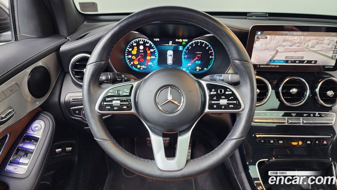 Mercedes-Benz GLC-Class 2022