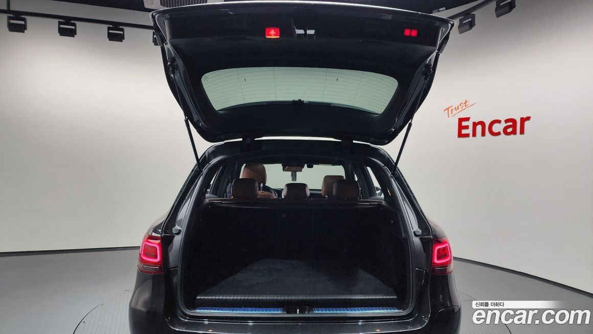 Mercedes-Benz GLC-Class 2022