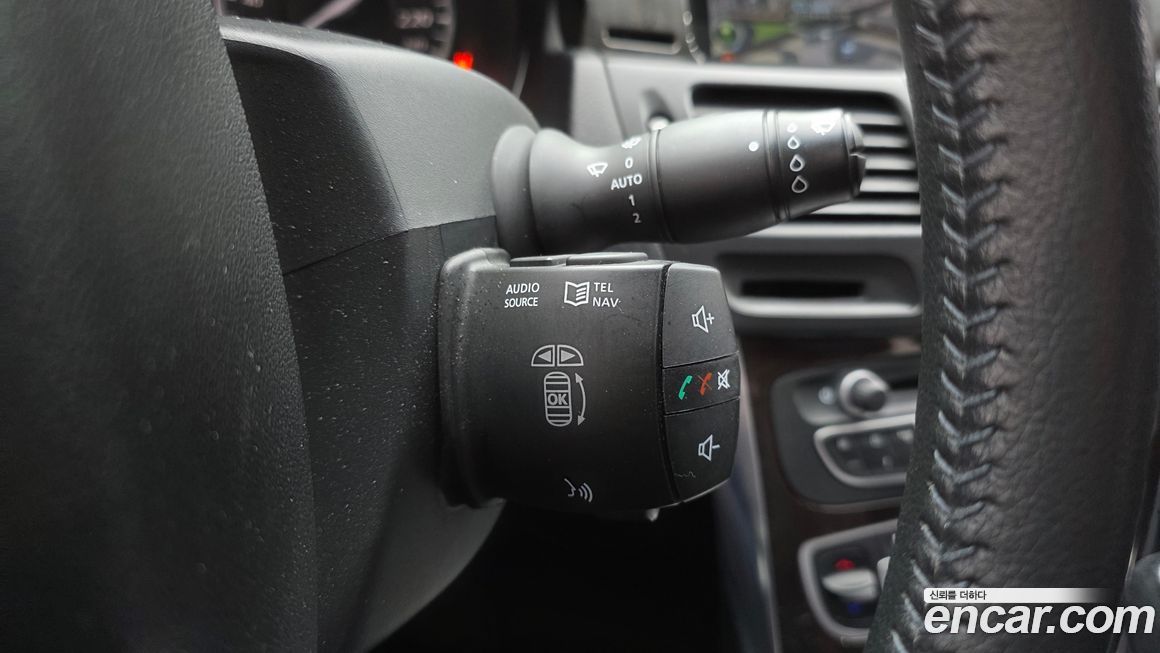 Renault-KoreaSamsung SM5  2011