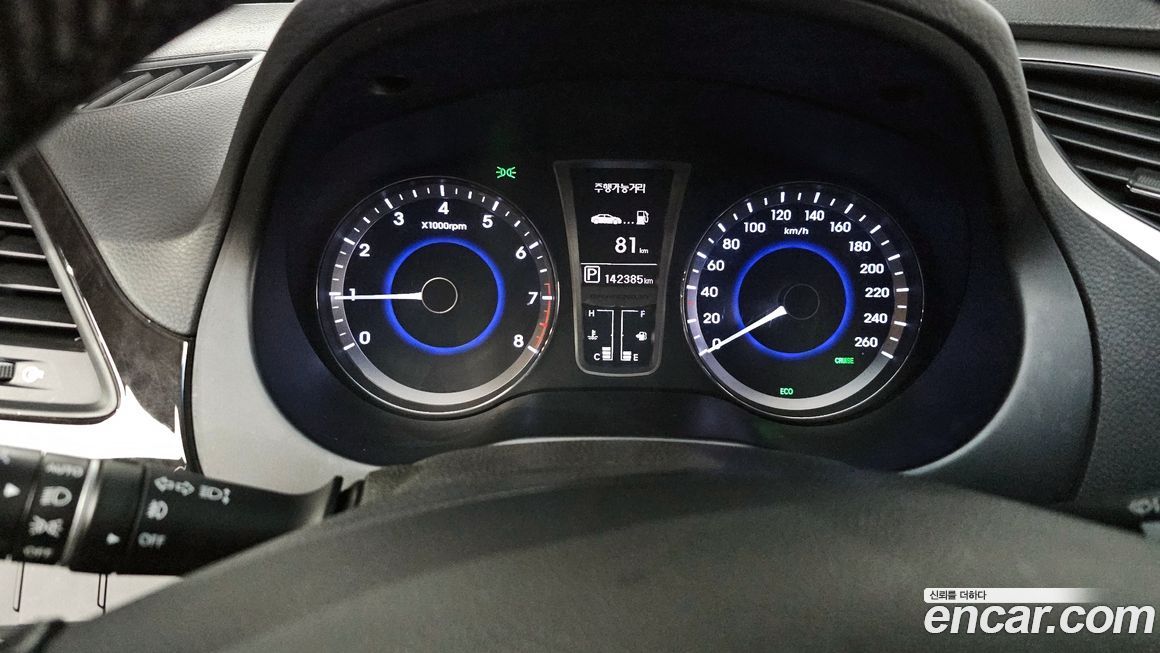 Hyundai Grandeur 2012