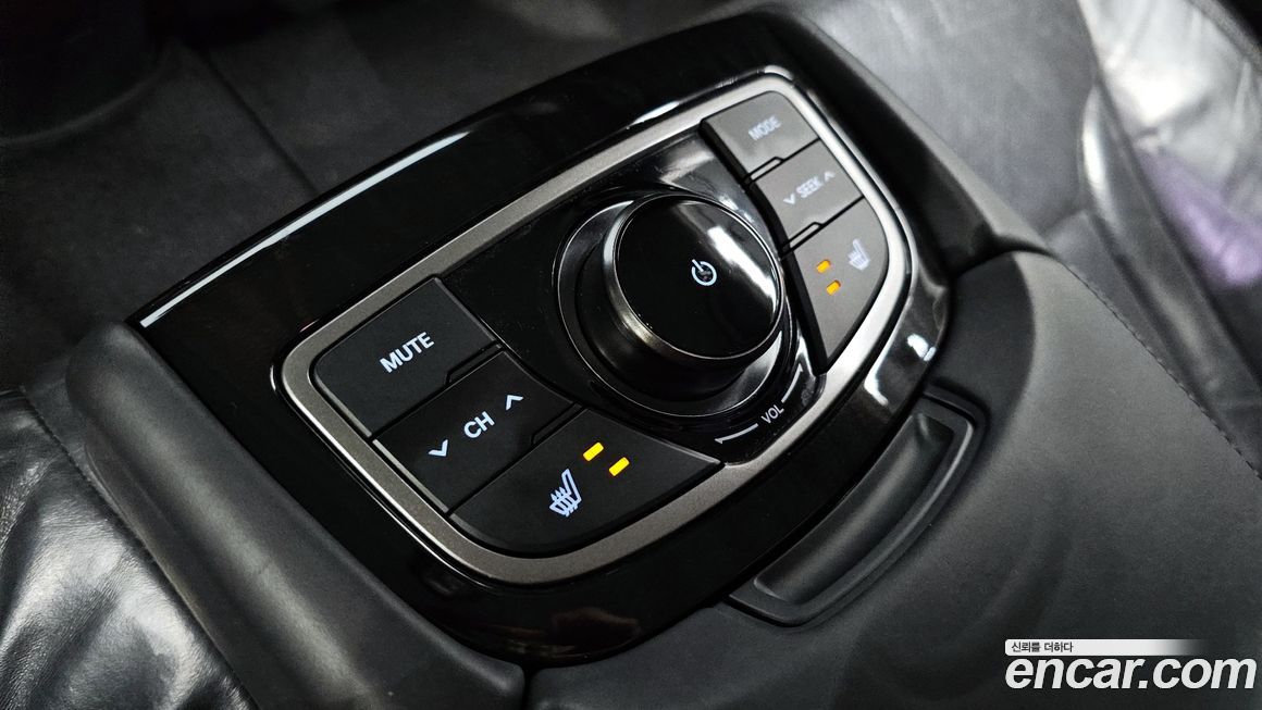 Hyundai Grandeur 2012