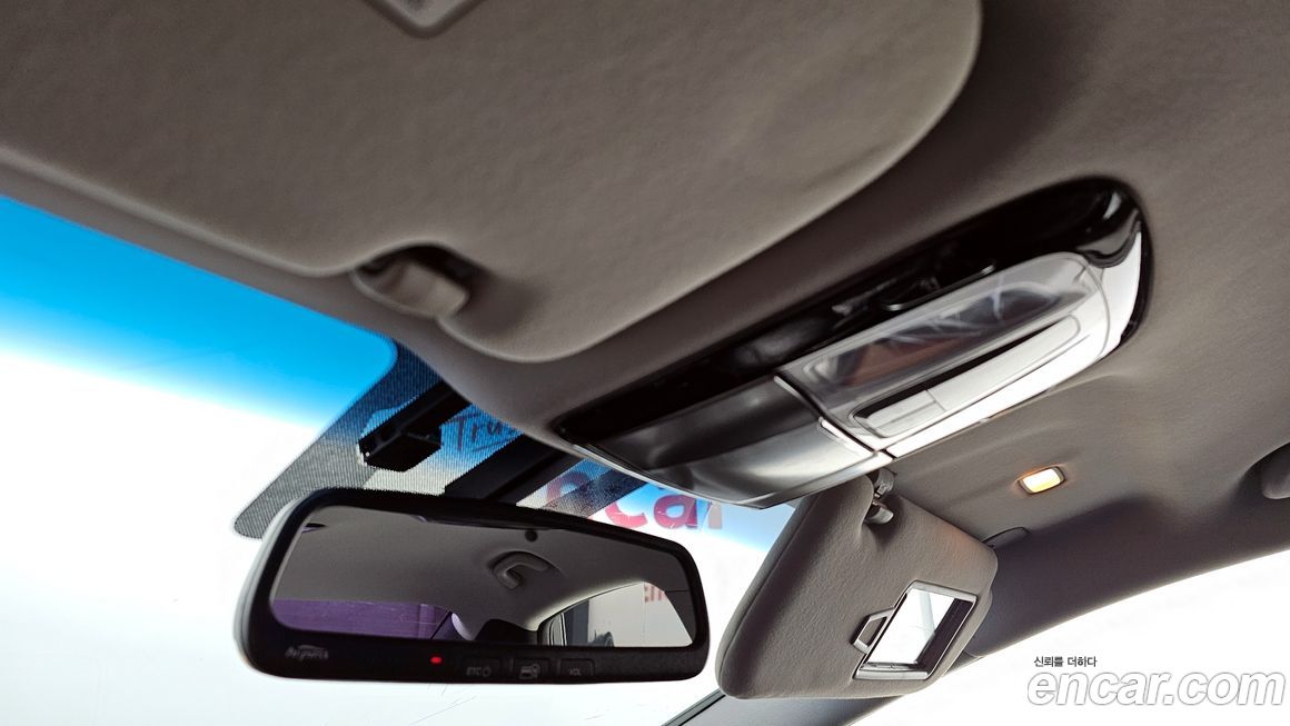 Hyundai Grandeur 2012