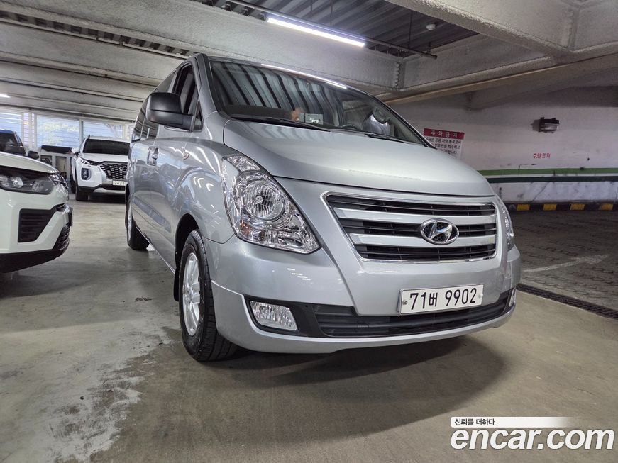 Hyundai Starex 2018