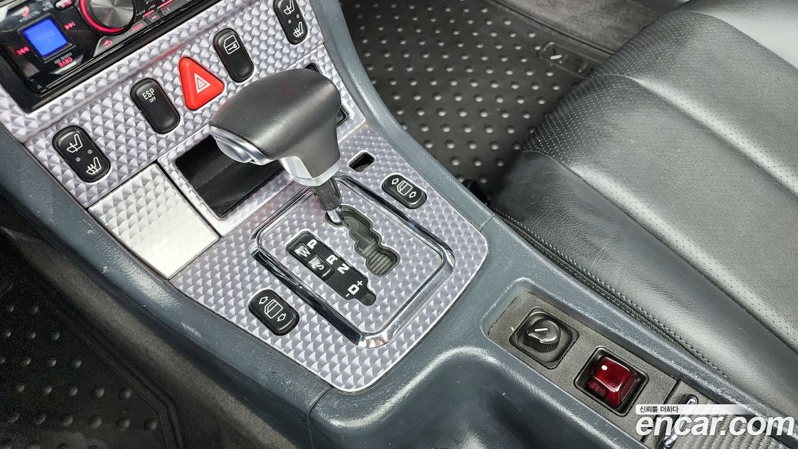 Mercedes-Benz SLK-Class 2004