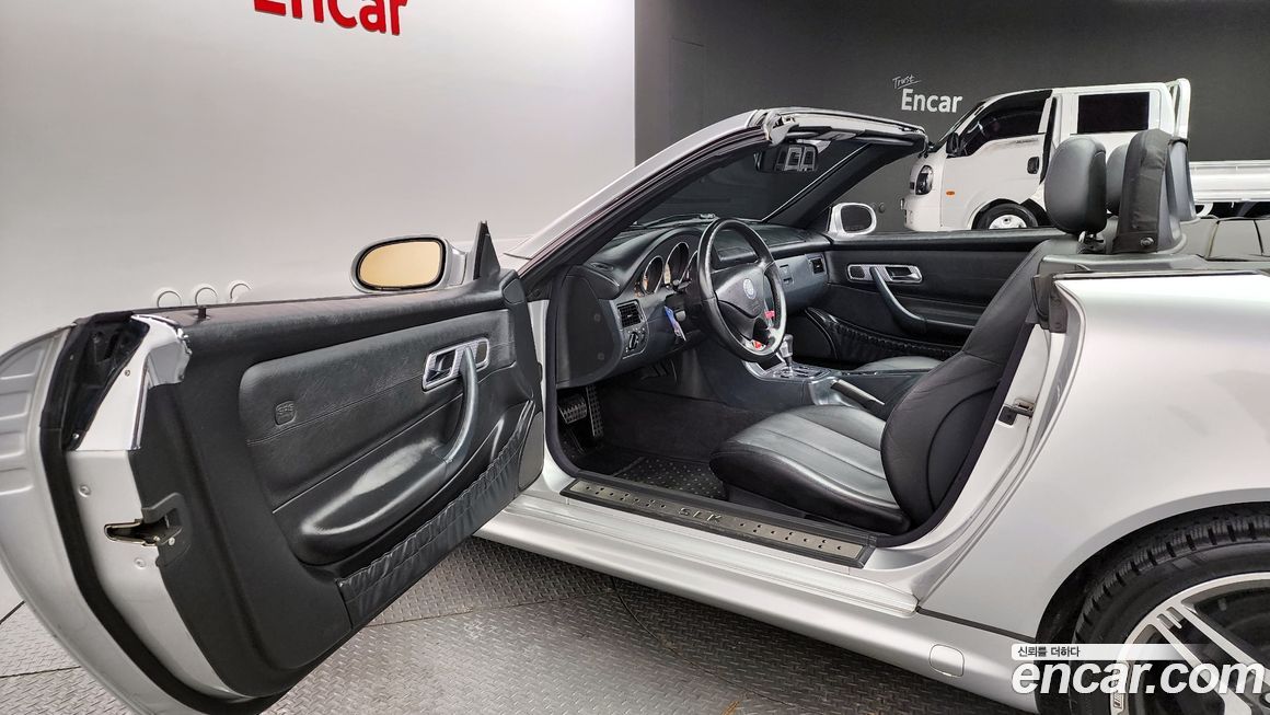 Mercedes-Benz SLK-Class 2004