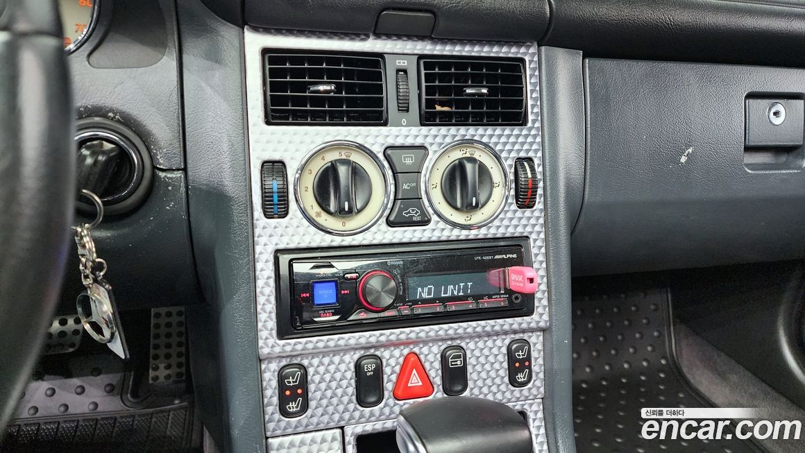 Mercedes-Benz SLK-Class 2004