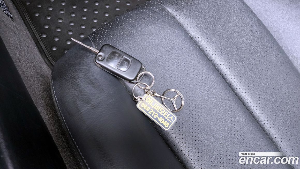 Mercedes-Benz SLK-Class 2004