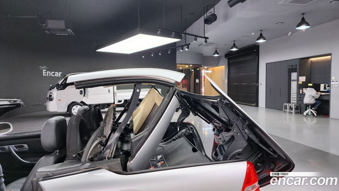 Mercedes-Benz SLK-Class 2004