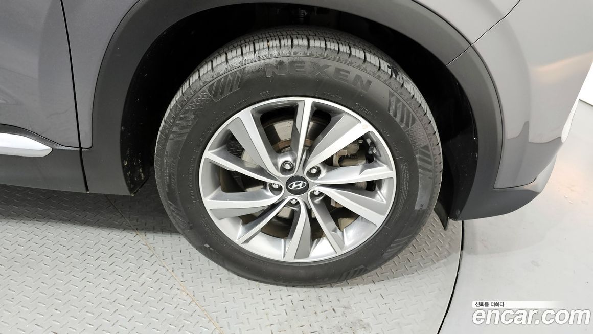 Hyundai Santafe 2020