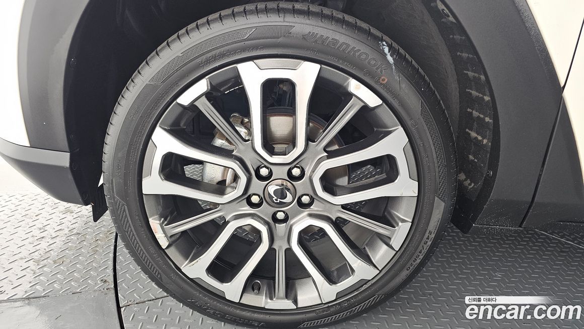 KG_Mobility_Ssangyong Torres 2024