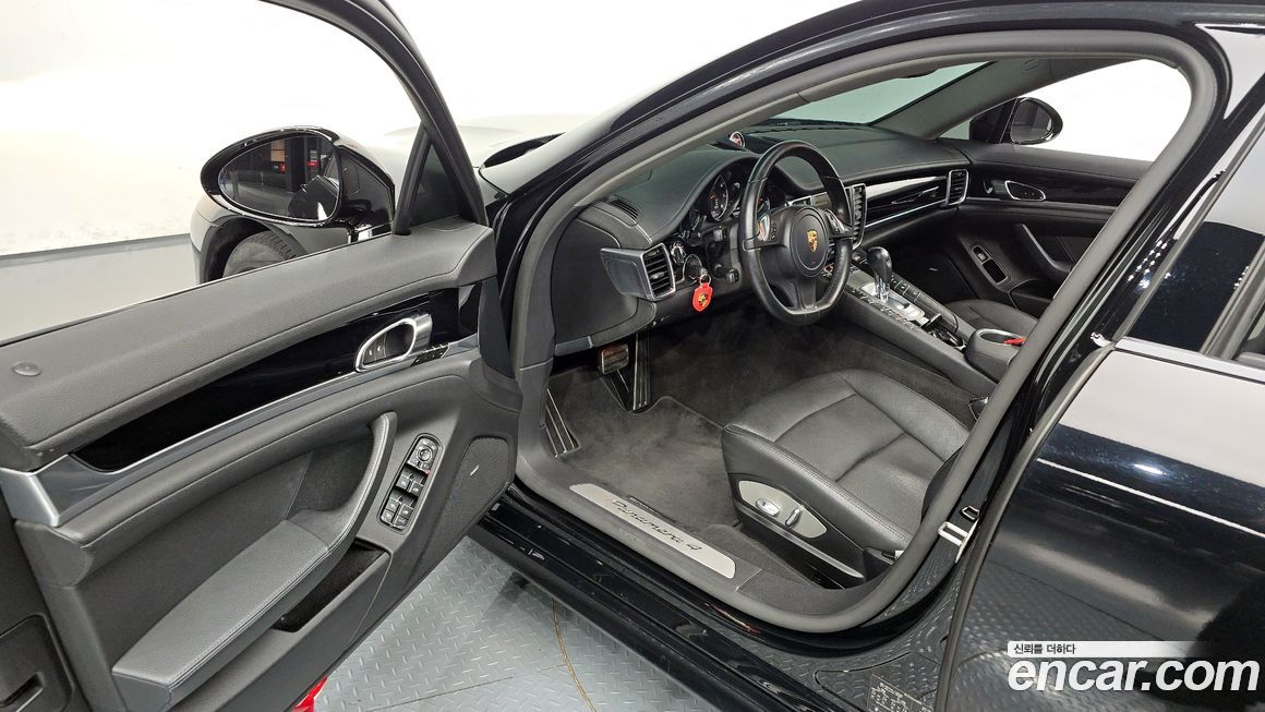 Porsche Panamera 2015