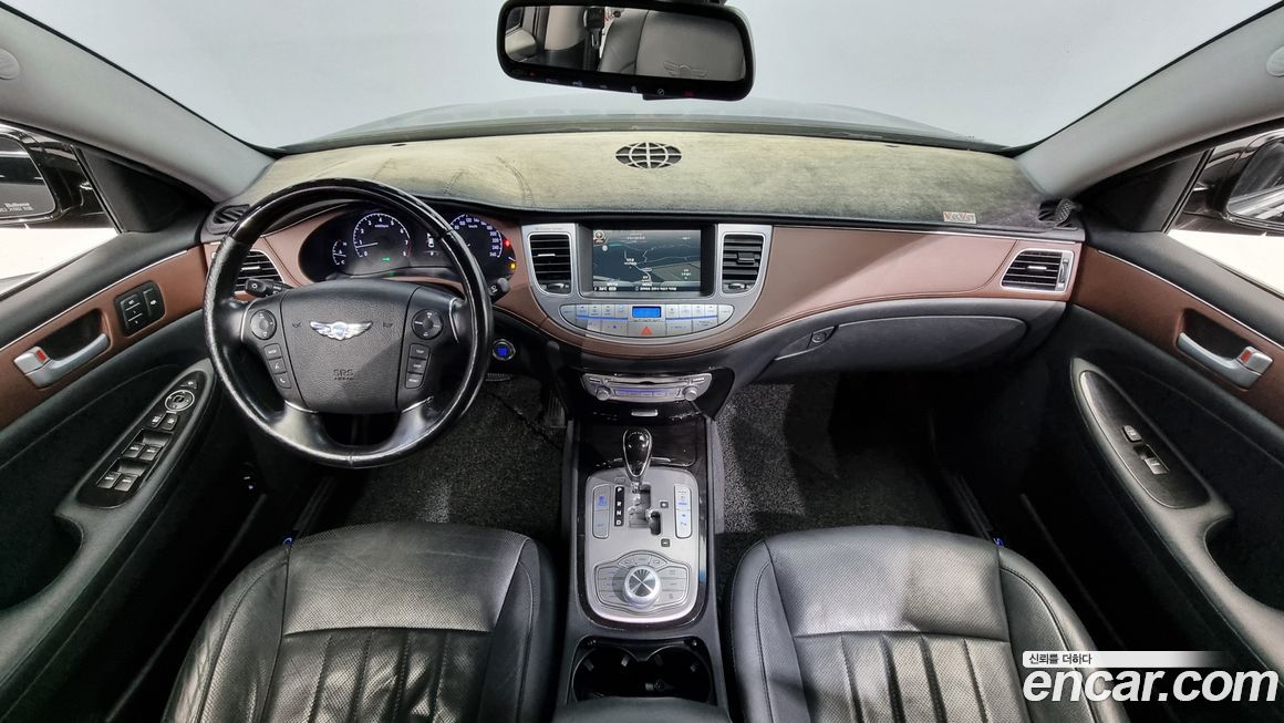 Hyundai Genesis 2014