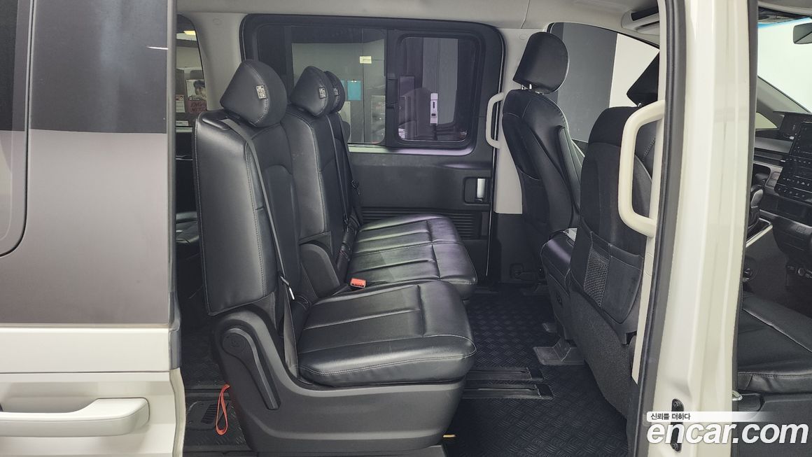 Hyundai Staria 2022