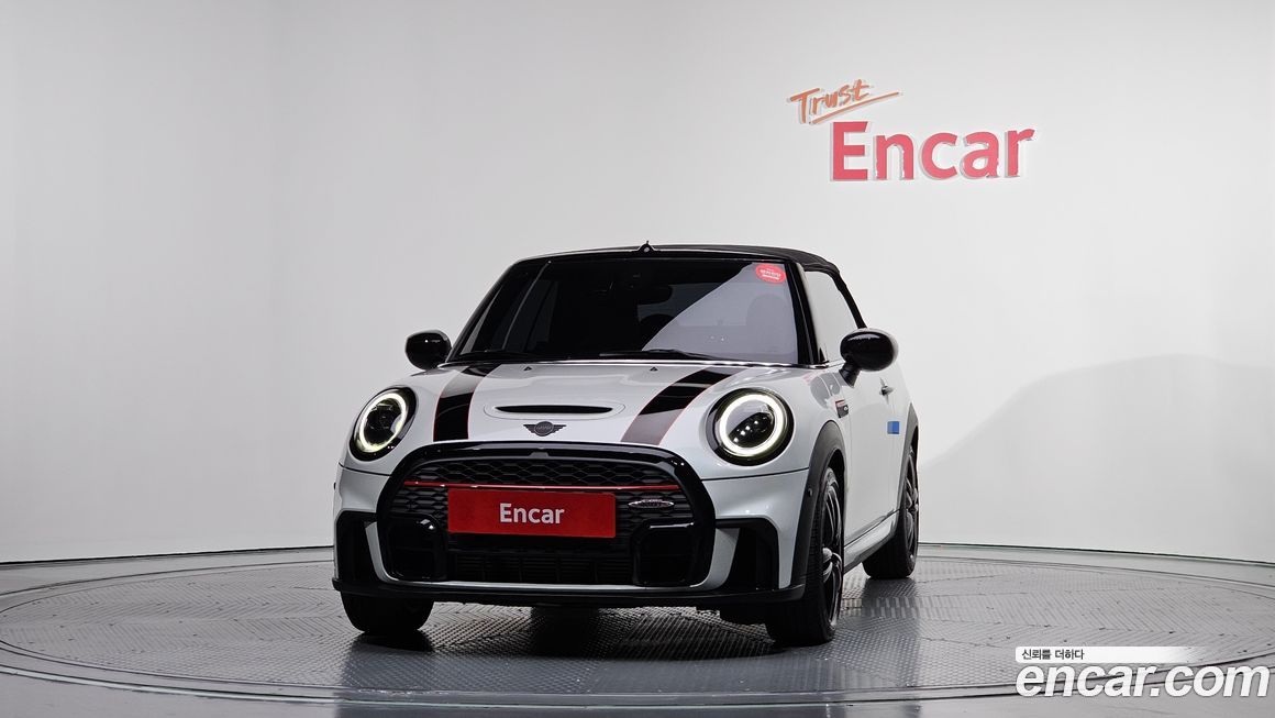 Mini Cooper Convertible 2023