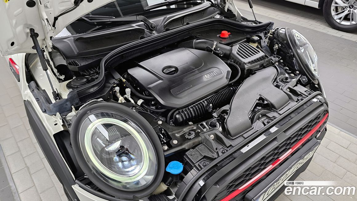 Mini Cooper Convertible 2023