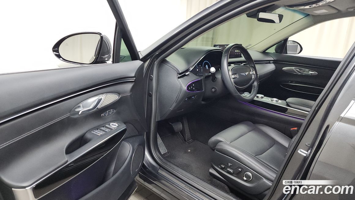 Genesis GV70 2023