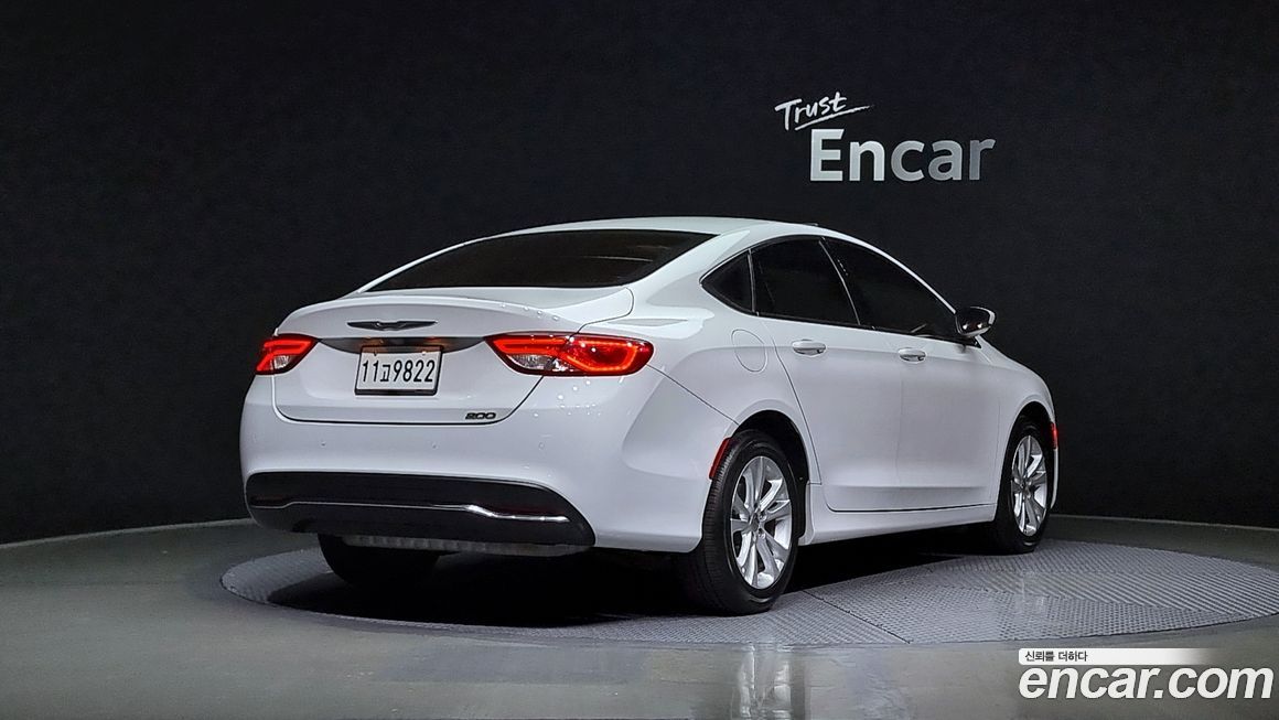 Chrysler 200 2015