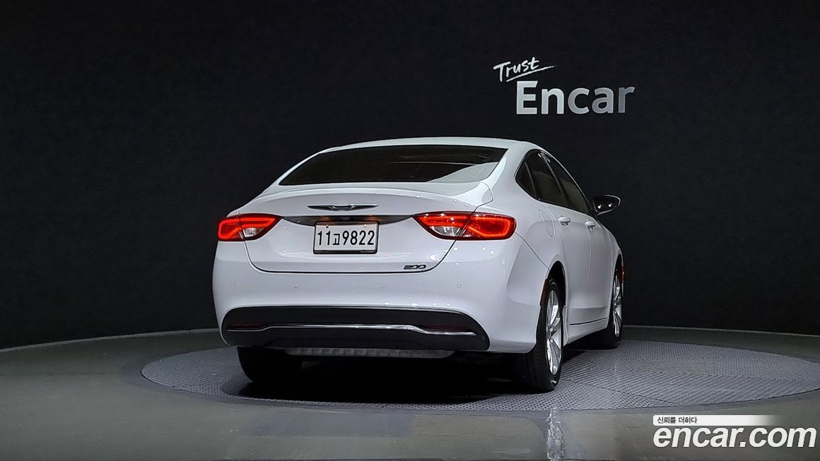 Chrysler 200 2015