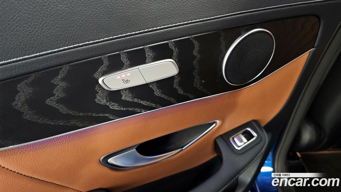 Mercedes-Benz GLC-Class 2023