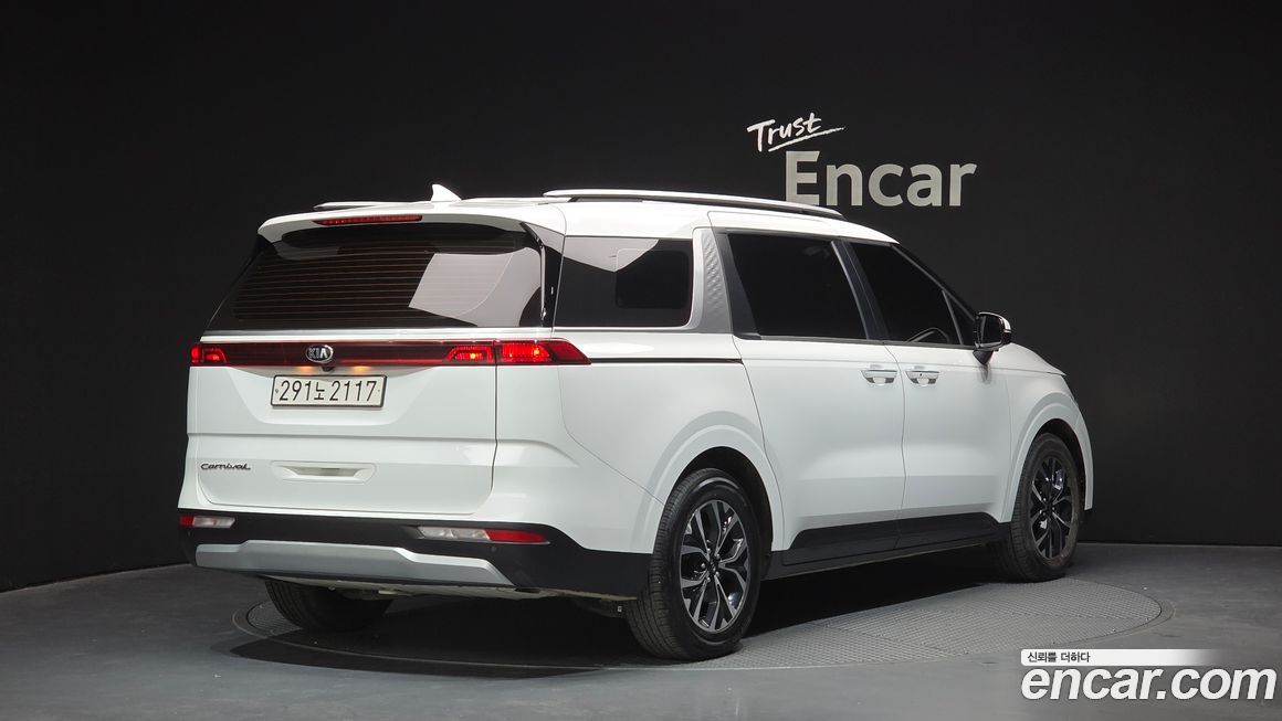 Kia Canival 2021