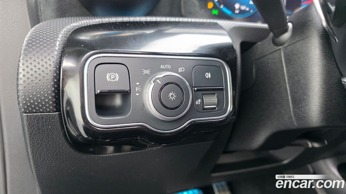 Mercedes-Benz A-Class 2023