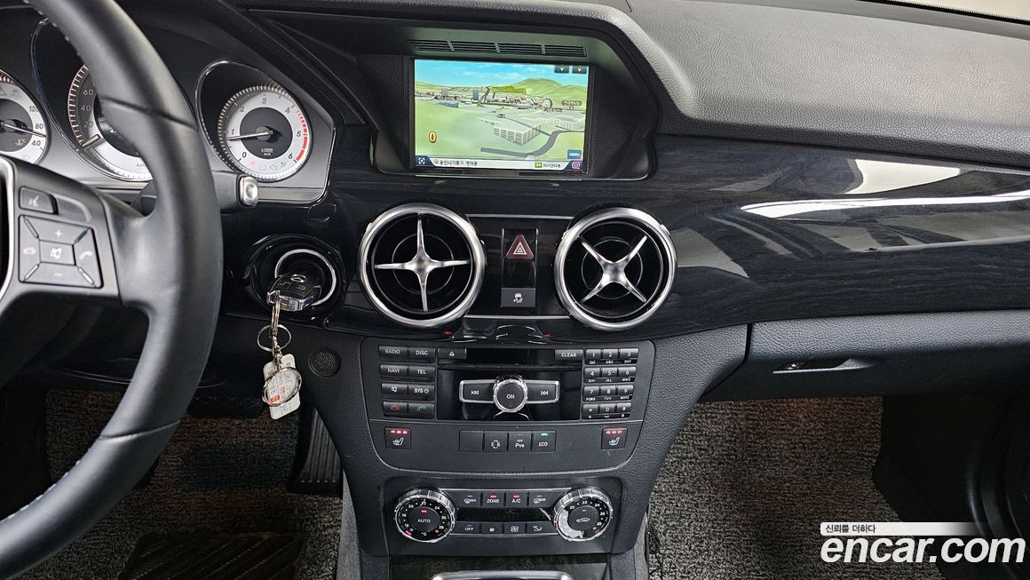 Mercedes-Benz GLK-Class 2013