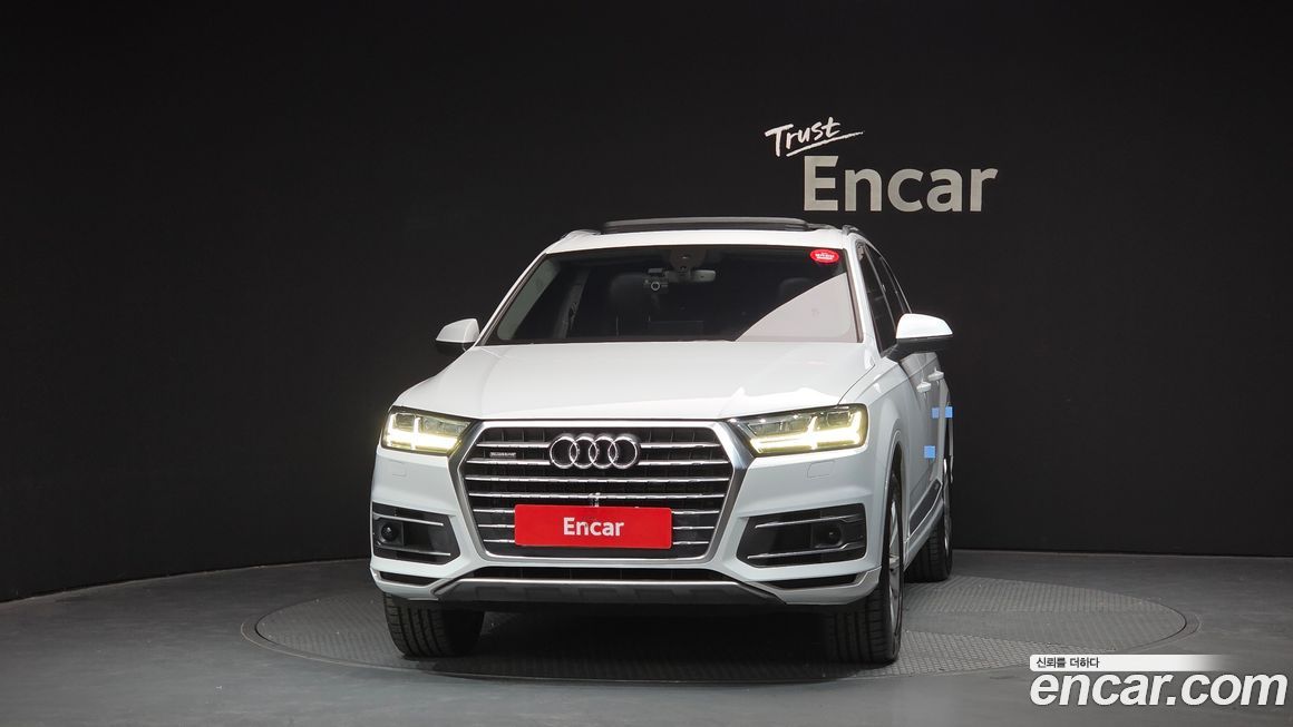 Audi Q7 2016