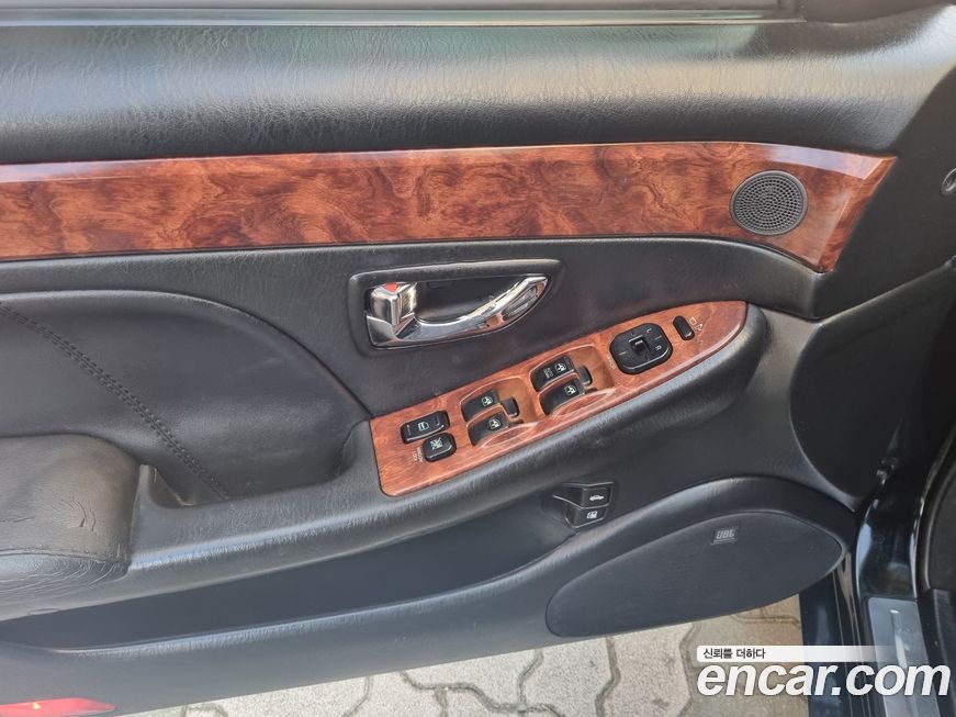 Hyundai Grandeur 2005