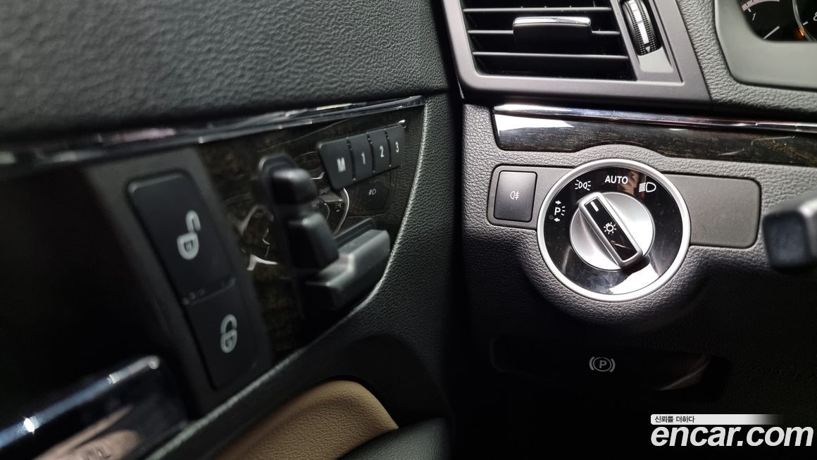 Mercedes-Benz E-Class 2013